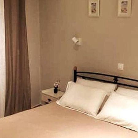 Golden Keys Apatment First Floor Apartman Moraítika Kültér fotó